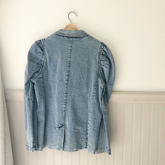 ⭐️ NEW Elan Medium Light Blue Puff Sleeve Light Jackson Denim Blazer - Picture 4 of 10